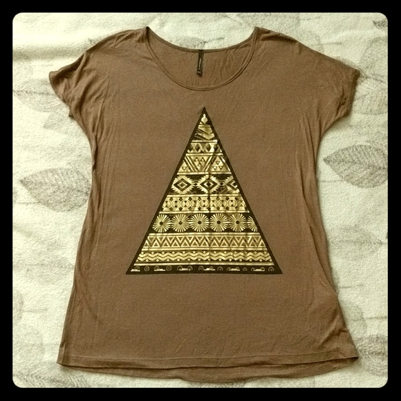 Modcloth graphic top - Picture 1 of 2